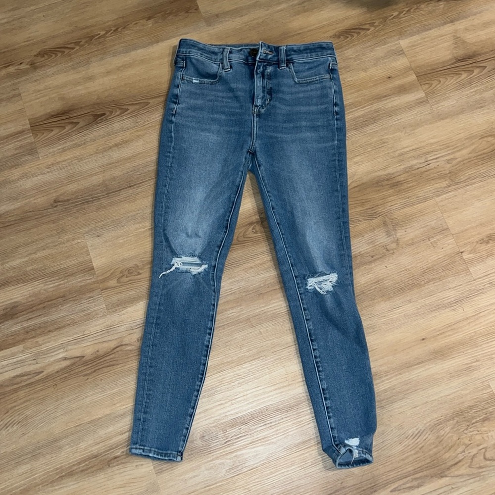 American Eagle Ripped Skinny Jeans